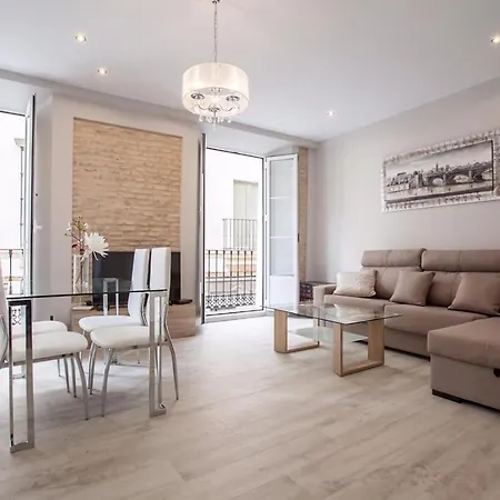 Casco Antiguio ↑ Calidades 4 Px 1 Br Apartment