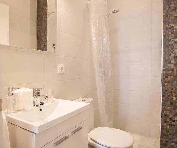 Lägenhet Casco Antiguio ↑ Calidades 4 Px 1 Br